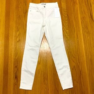 Athleta Sculptek Ultra Skinny Jean in White🤍